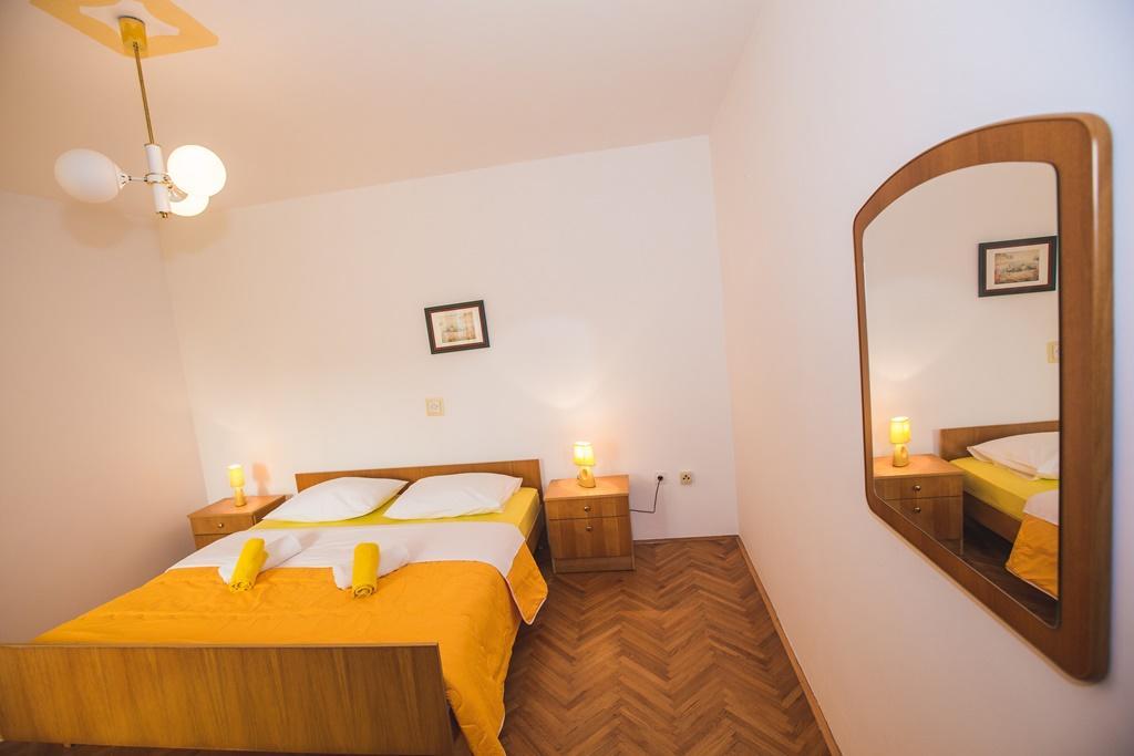 Apartments Renata Banjol Cameră foto